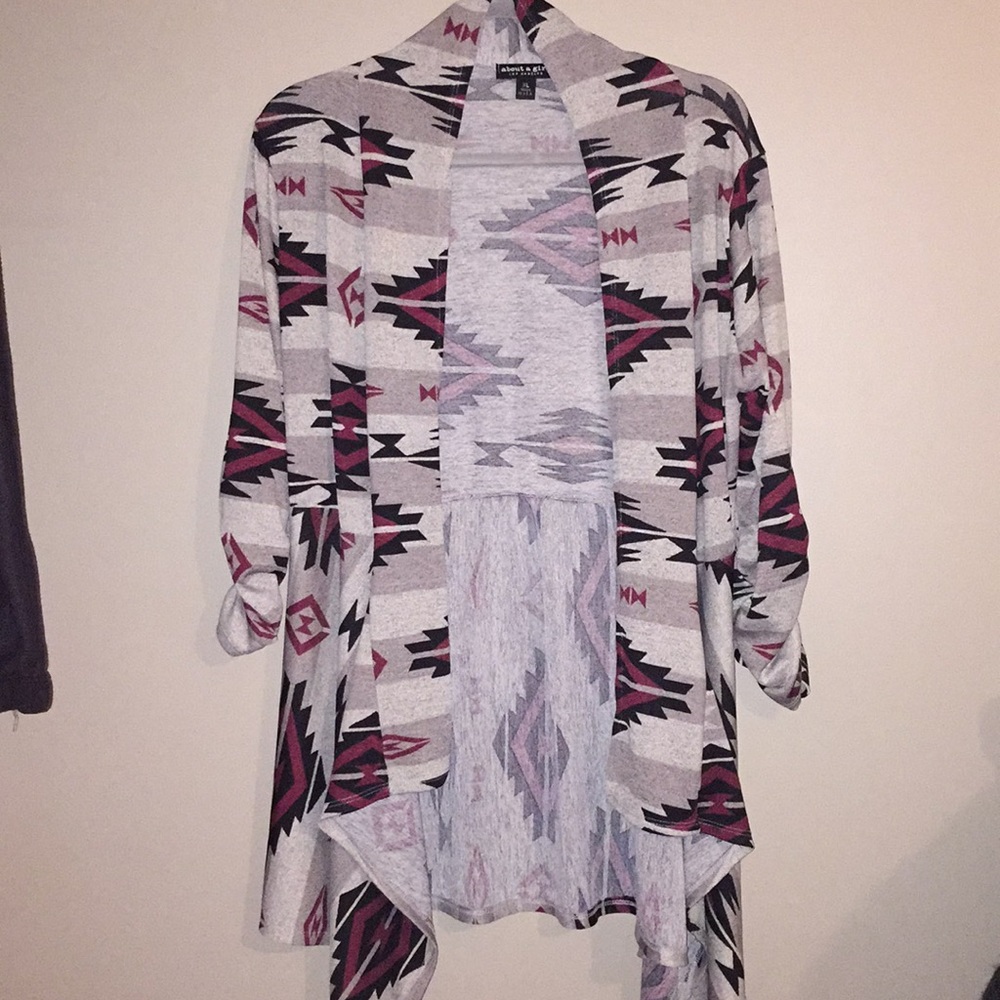 Grey Tribal Pattern Cardigan
